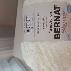 YARNSPIRATIONS BERNAT  SHEEPY YARN
